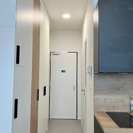 Apartament Cozy 5 *