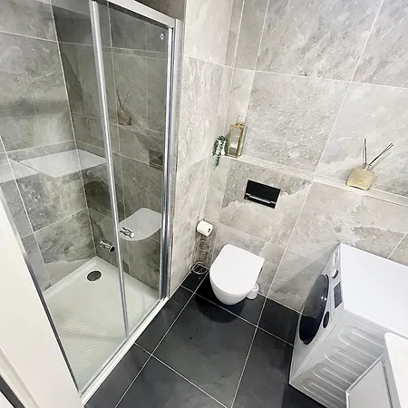 Cozy 5 * Prague